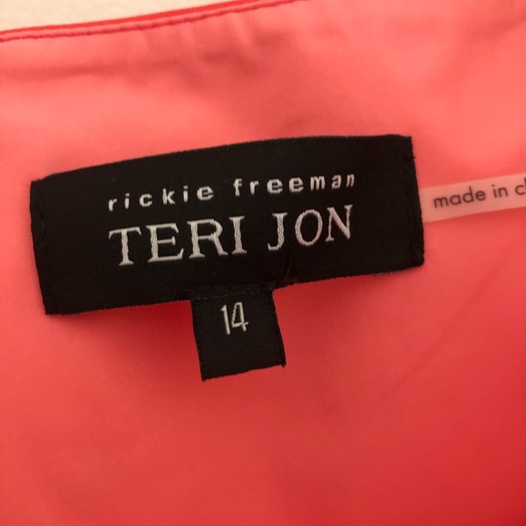 Teri John. Size 14.  Pretty coral color. L… - Picture 5 of 12